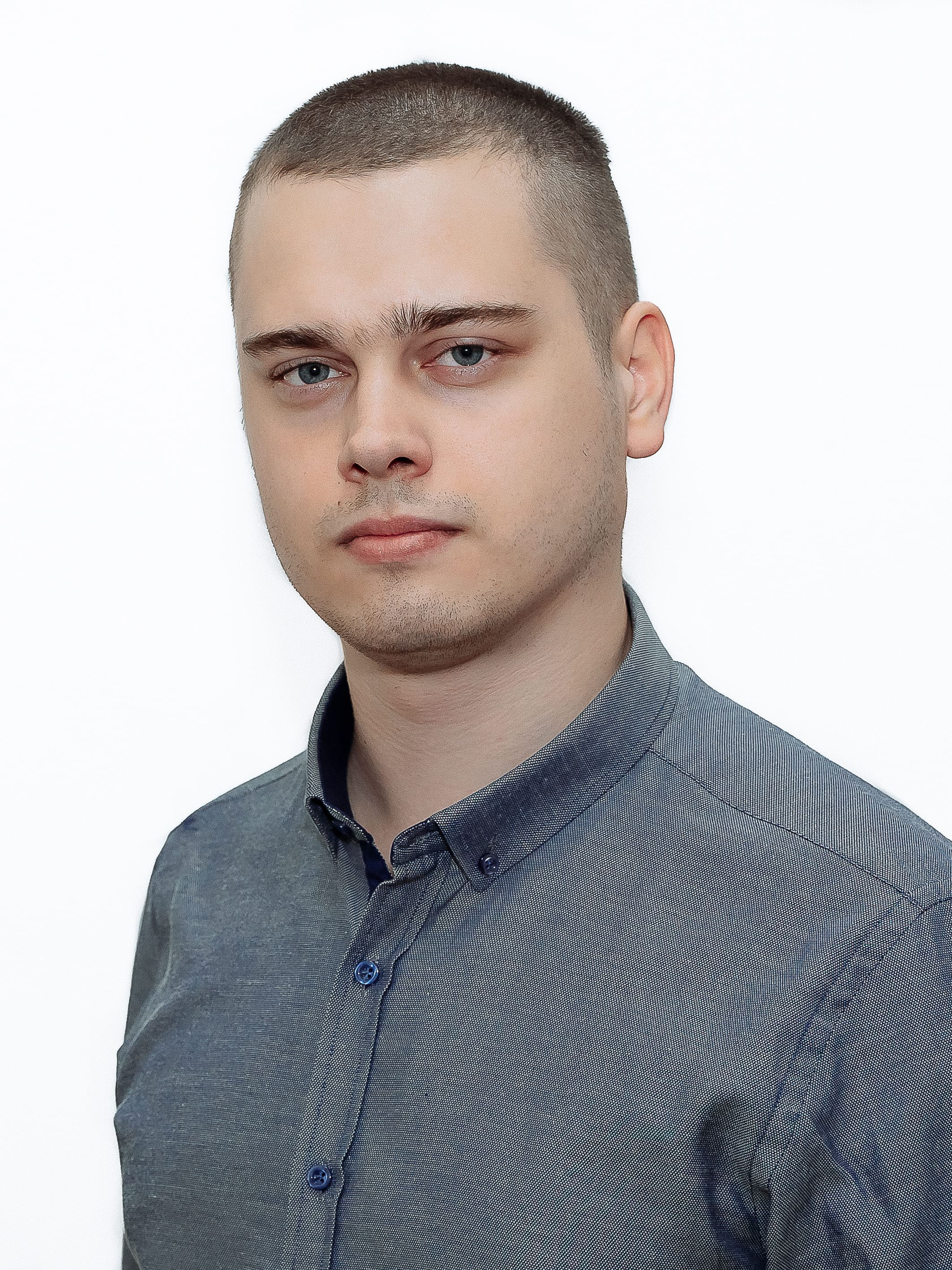 Пивоваров Олег Романович